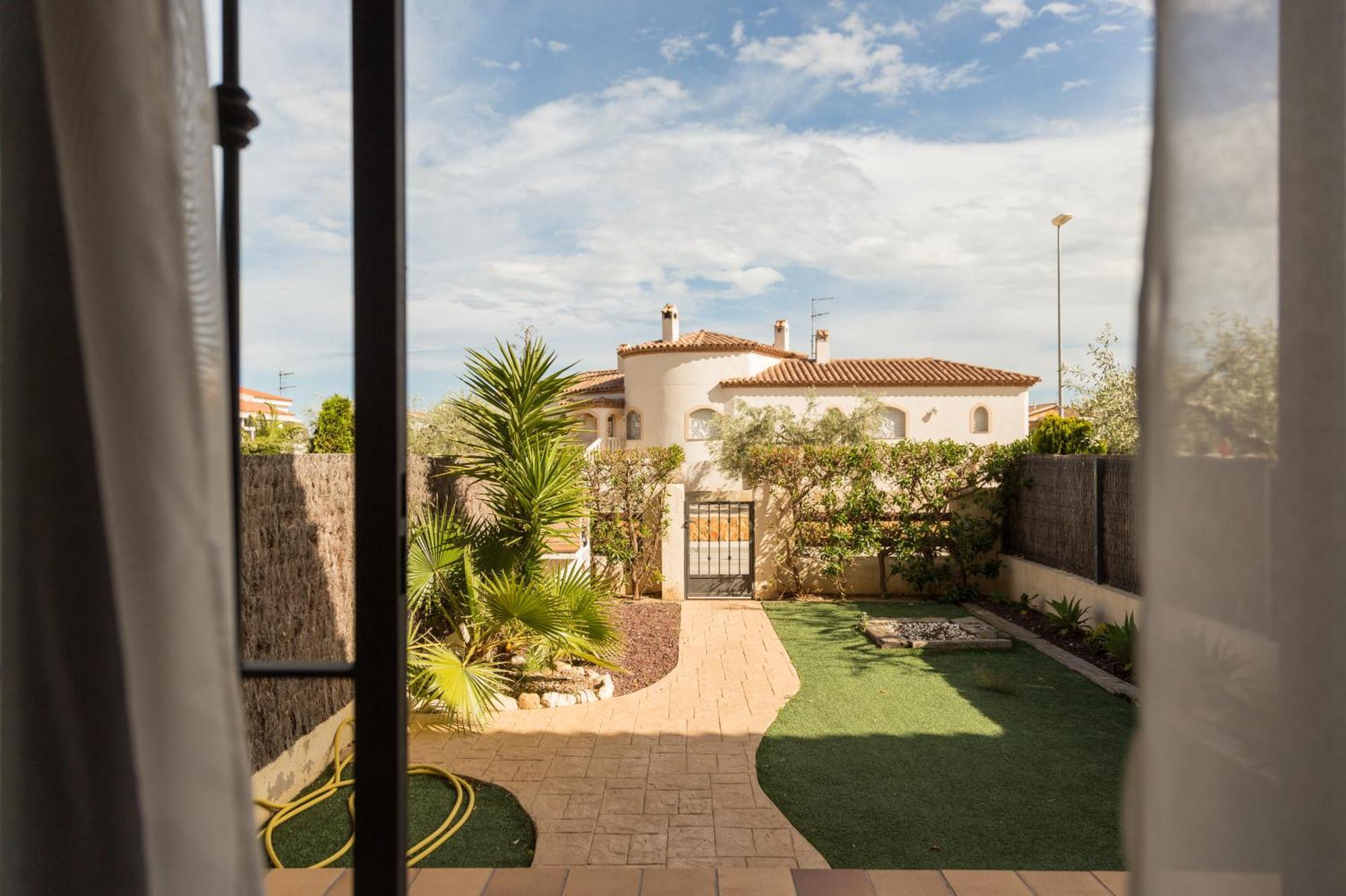 Llevant 3 L'Ampolla Exterior photo